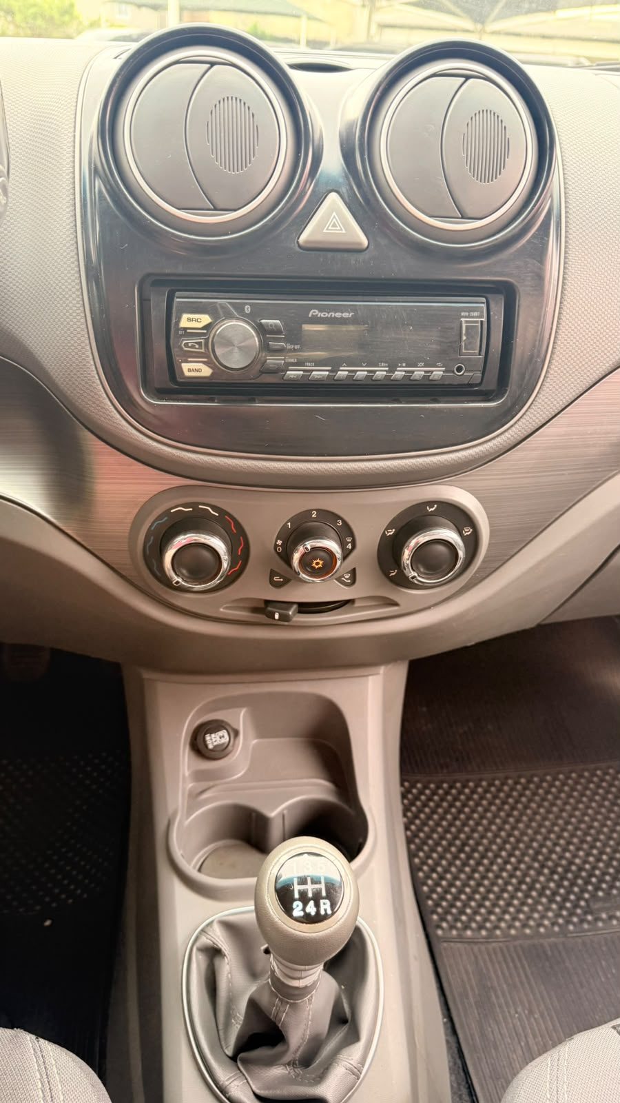 Fiat Palio ATTRACTIVE 1.0 - foto 16