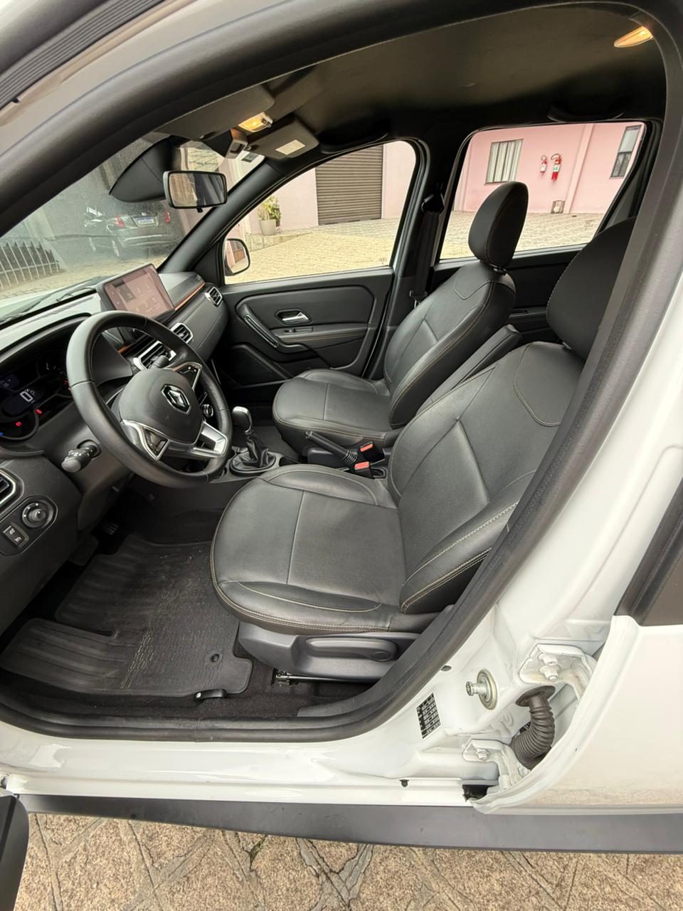 Renault Oroch OUTSIDER 1.3 TURBO CVT - foto 15