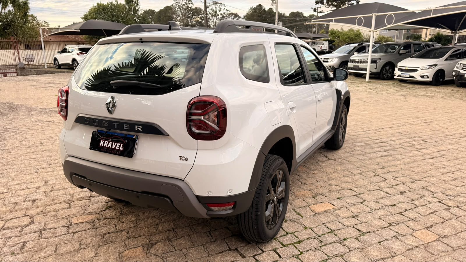 Renault Duster ICONIC 1.3 TURBO CVT 2027 - foto 3