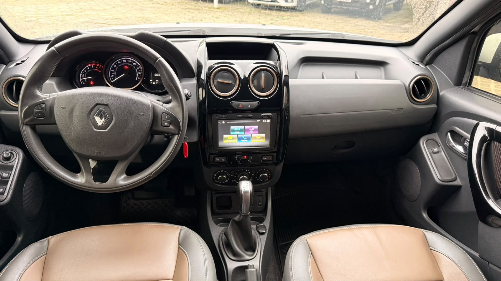 Renault Duster DYNAMIQUE 1.6 CVT - foto 11