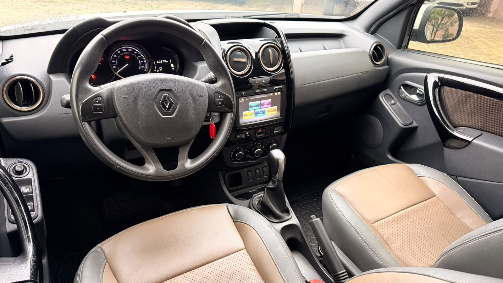 Renault Duster DYNAMIQUE 1.6 CVT - foto 17