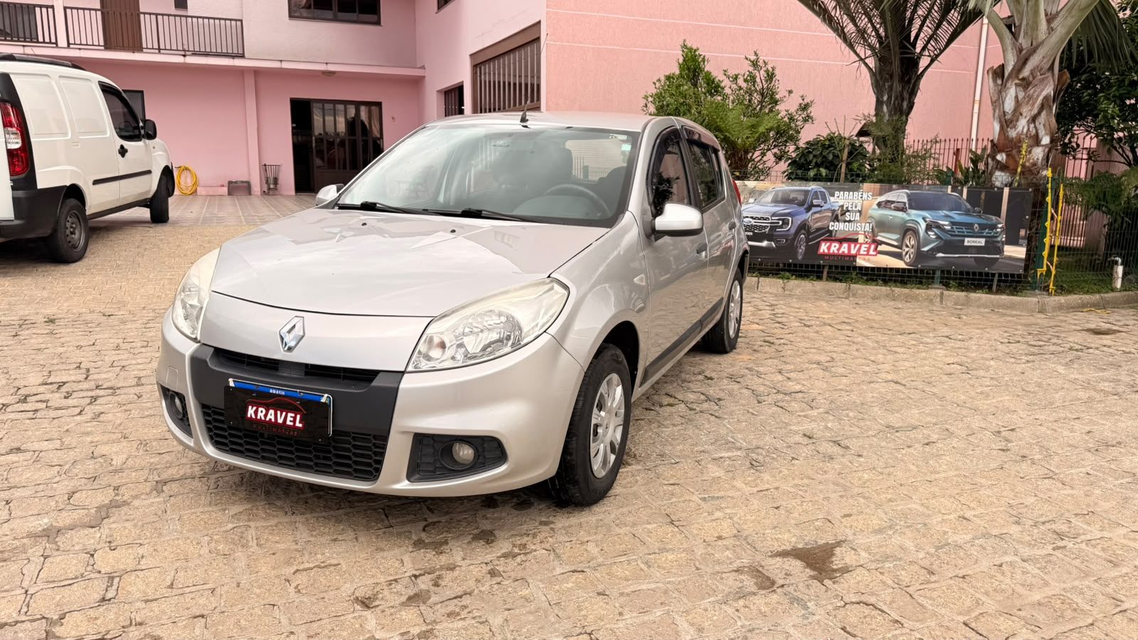 Renault Sandero EXPRESSION 1.0 - foto 1