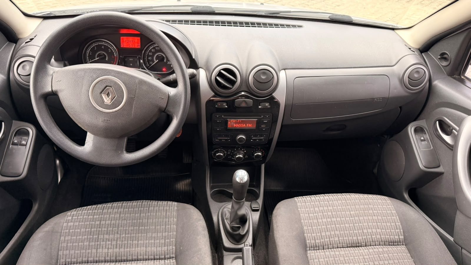 Renault Sandero EXPRESSION 1.0 - foto 4