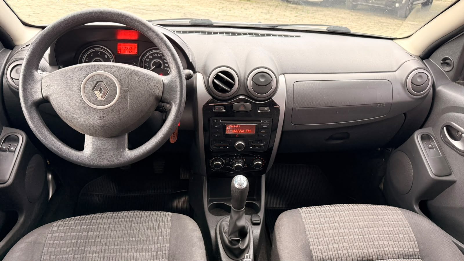 Renault Sandero EXPRESSION 1.0 - foto 15
