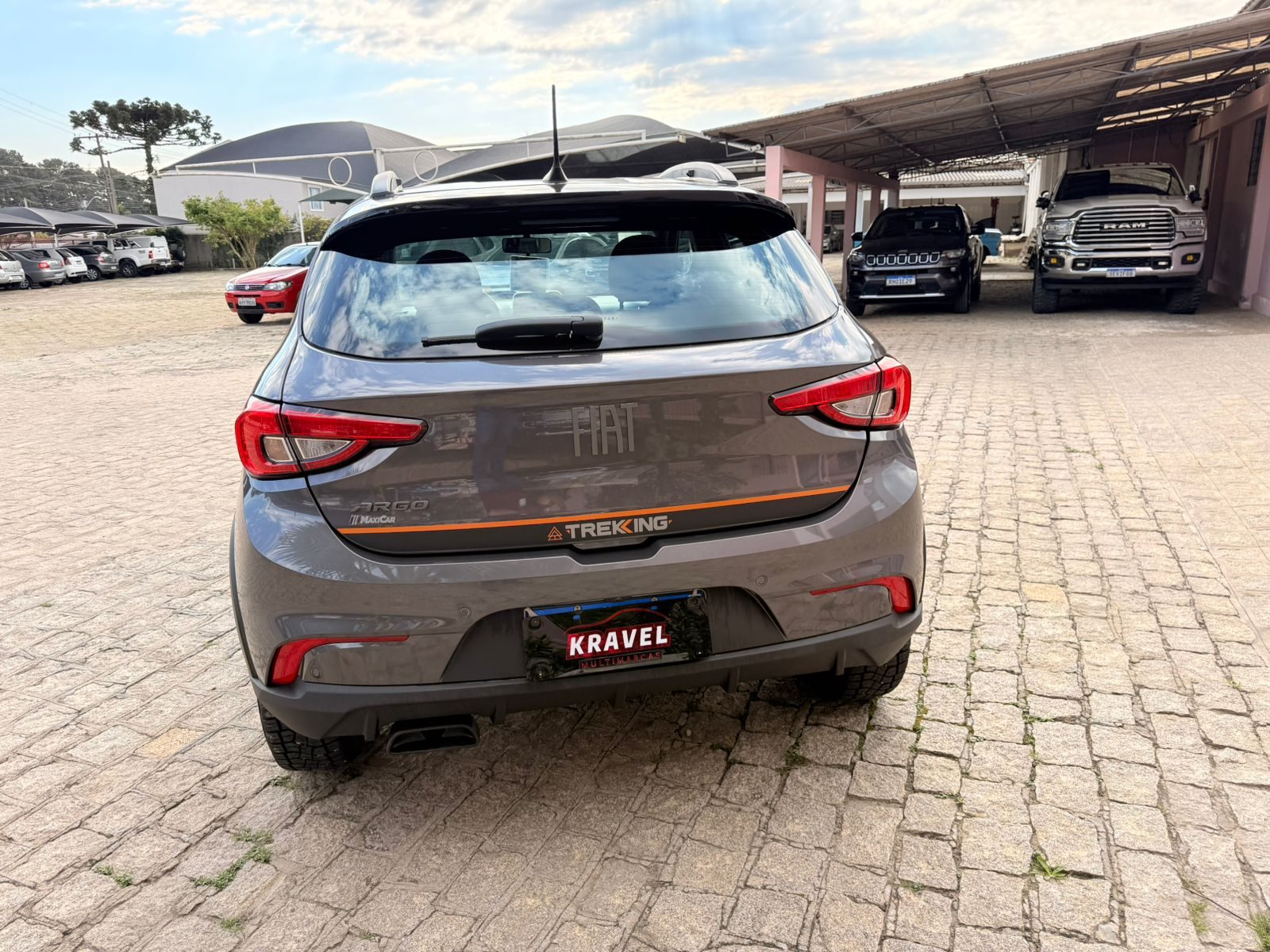 Fiat Argo TREEKING 1.3 MT - foto 8