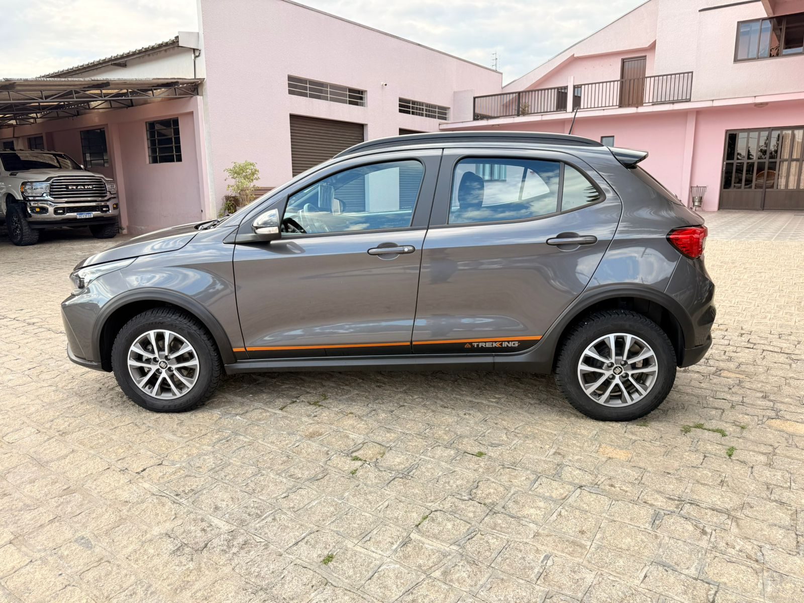 Fiat Argo TREEKING 1.3 MT - foto 9