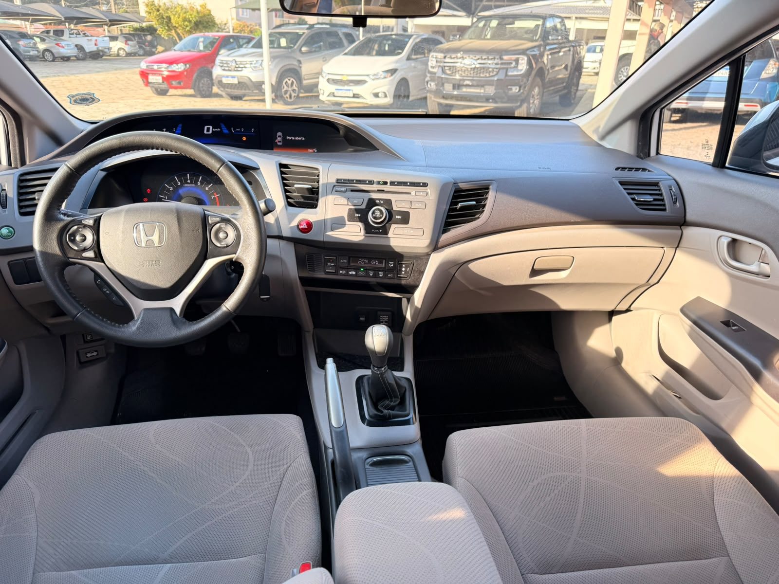 Honda Civic LXS 1.8 MT - foto 8