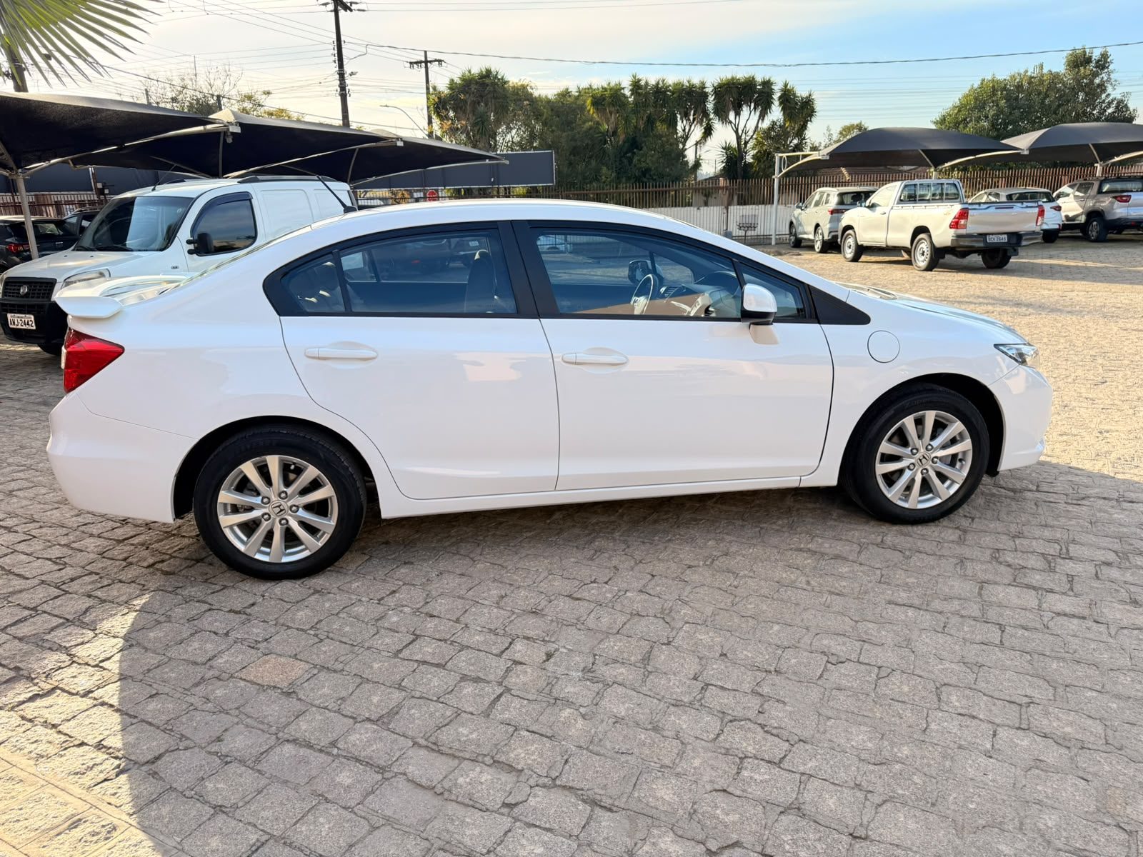 Honda Civic LXS 1.8 MT - foto 13