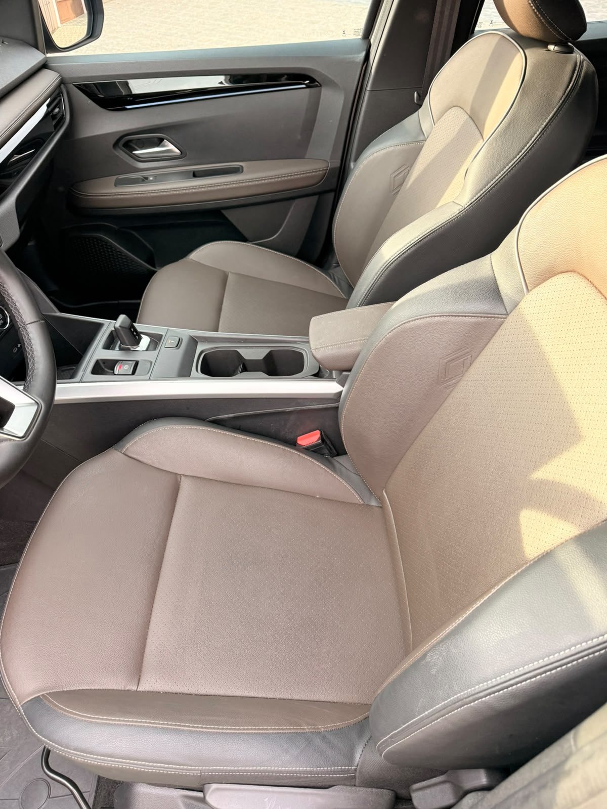 Renault Kardian ICONIC 1.0 TURBO 2026 - foto 5