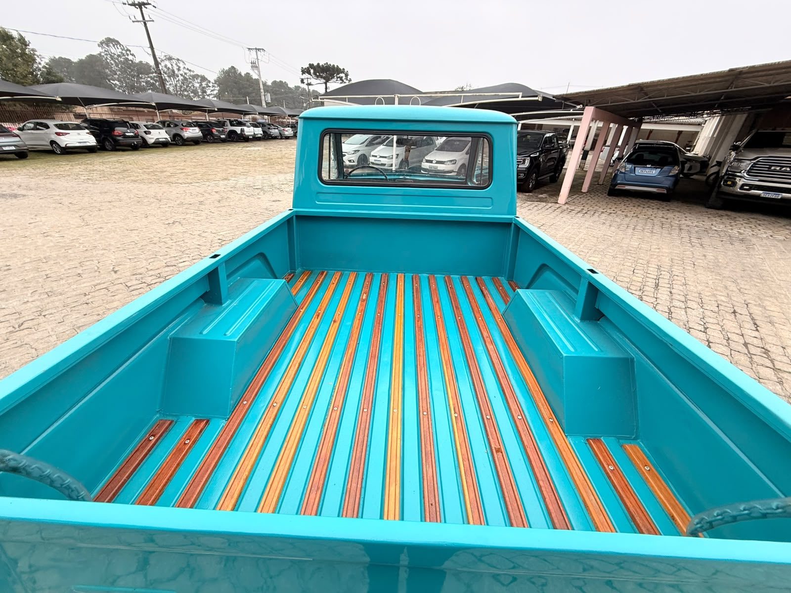 Ford Ford F-75 F-75 MOTOR 6 CC PLACA PRETA 1973 - foto 6