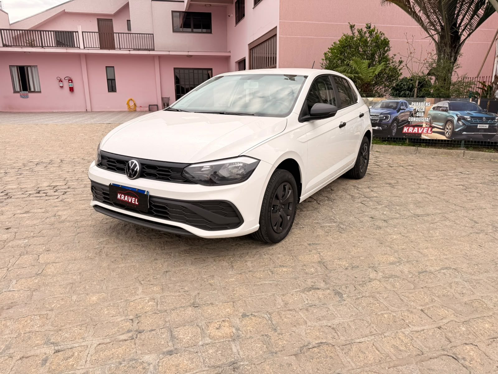 Volkswagen Polo TRACK 1.0 - foto 1