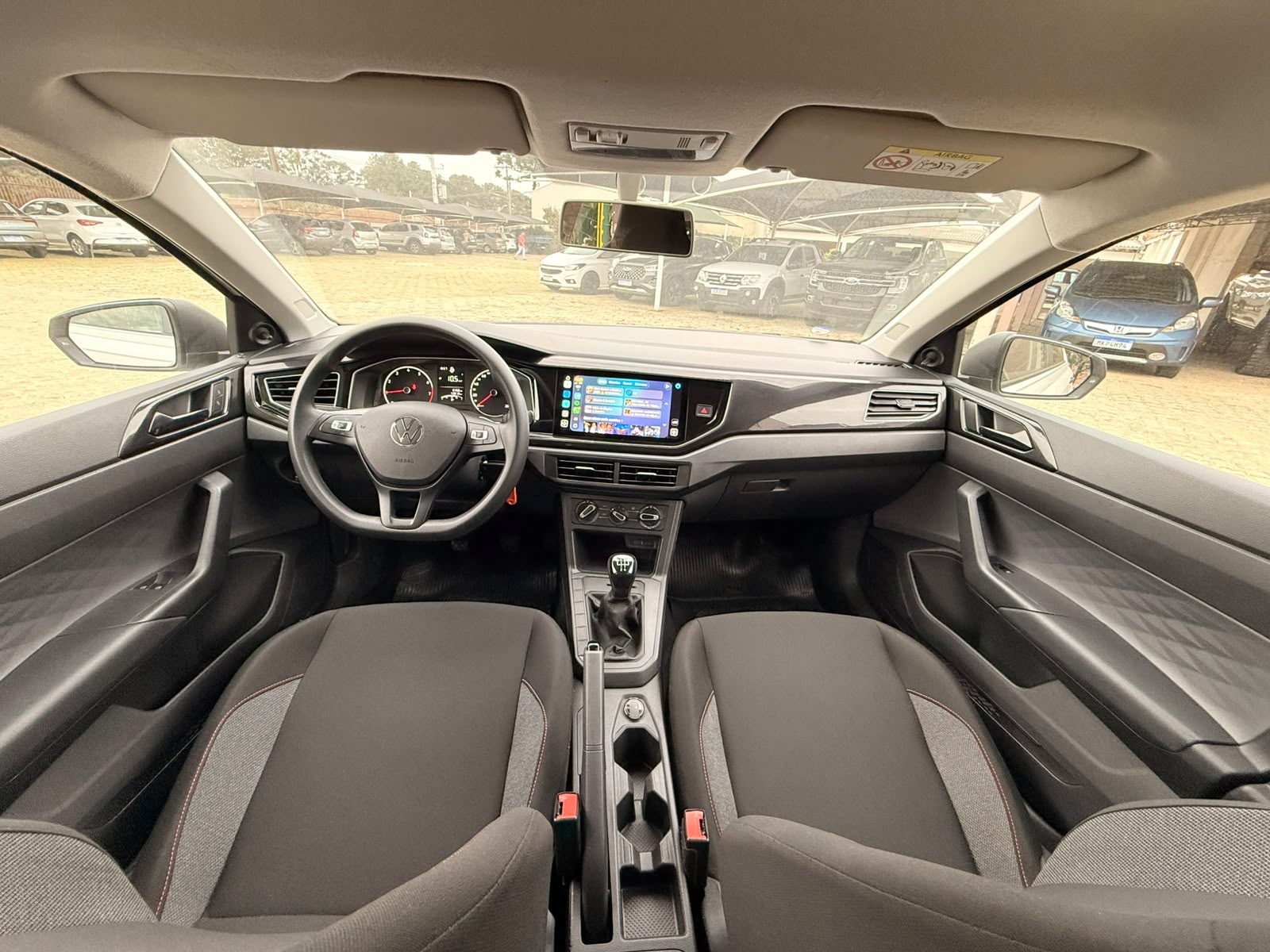 Volkswagen Polo TRACK 1.0 - foto 2