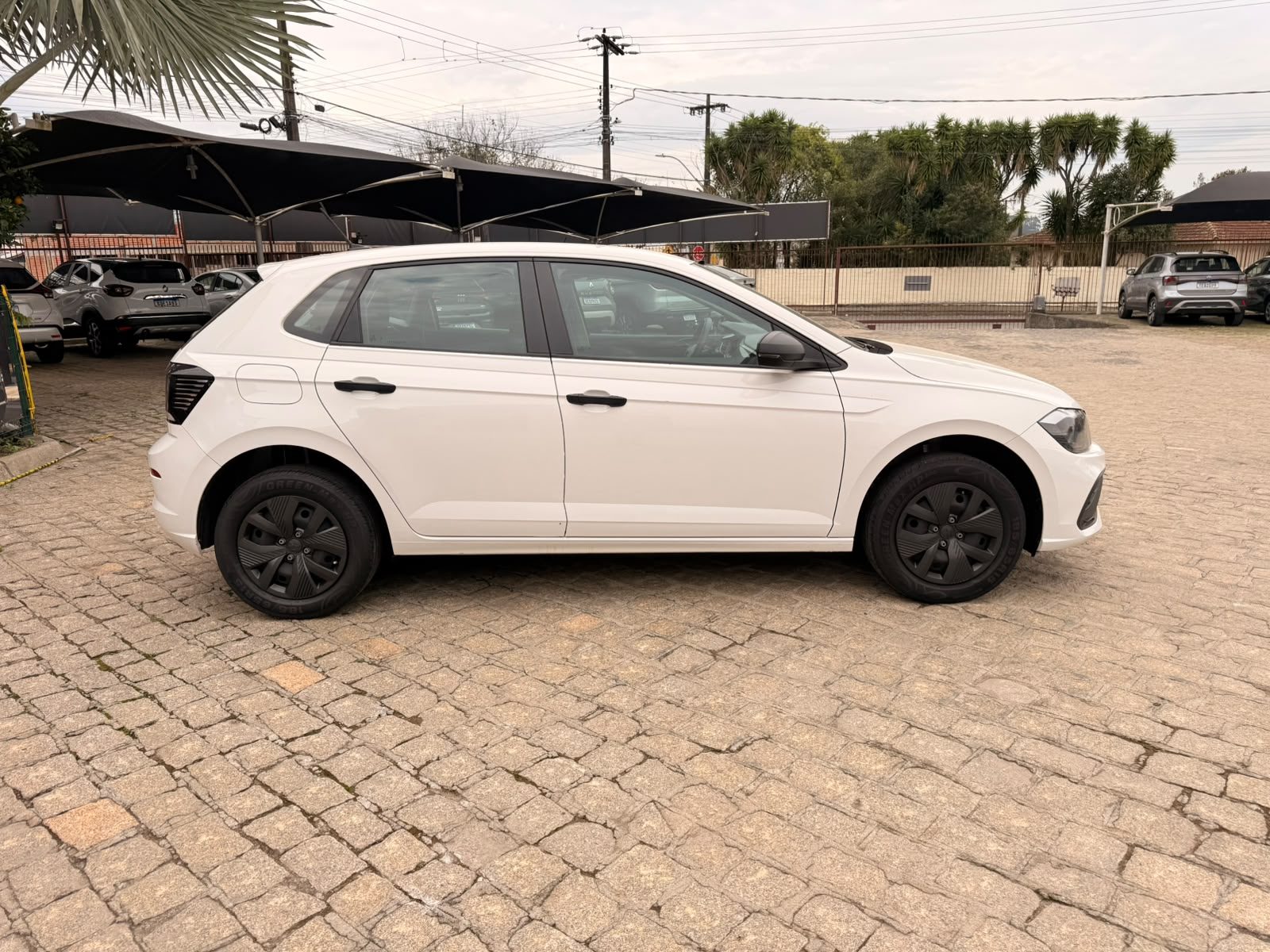 Volkswagen Polo TRACK 1.0 - foto 12
