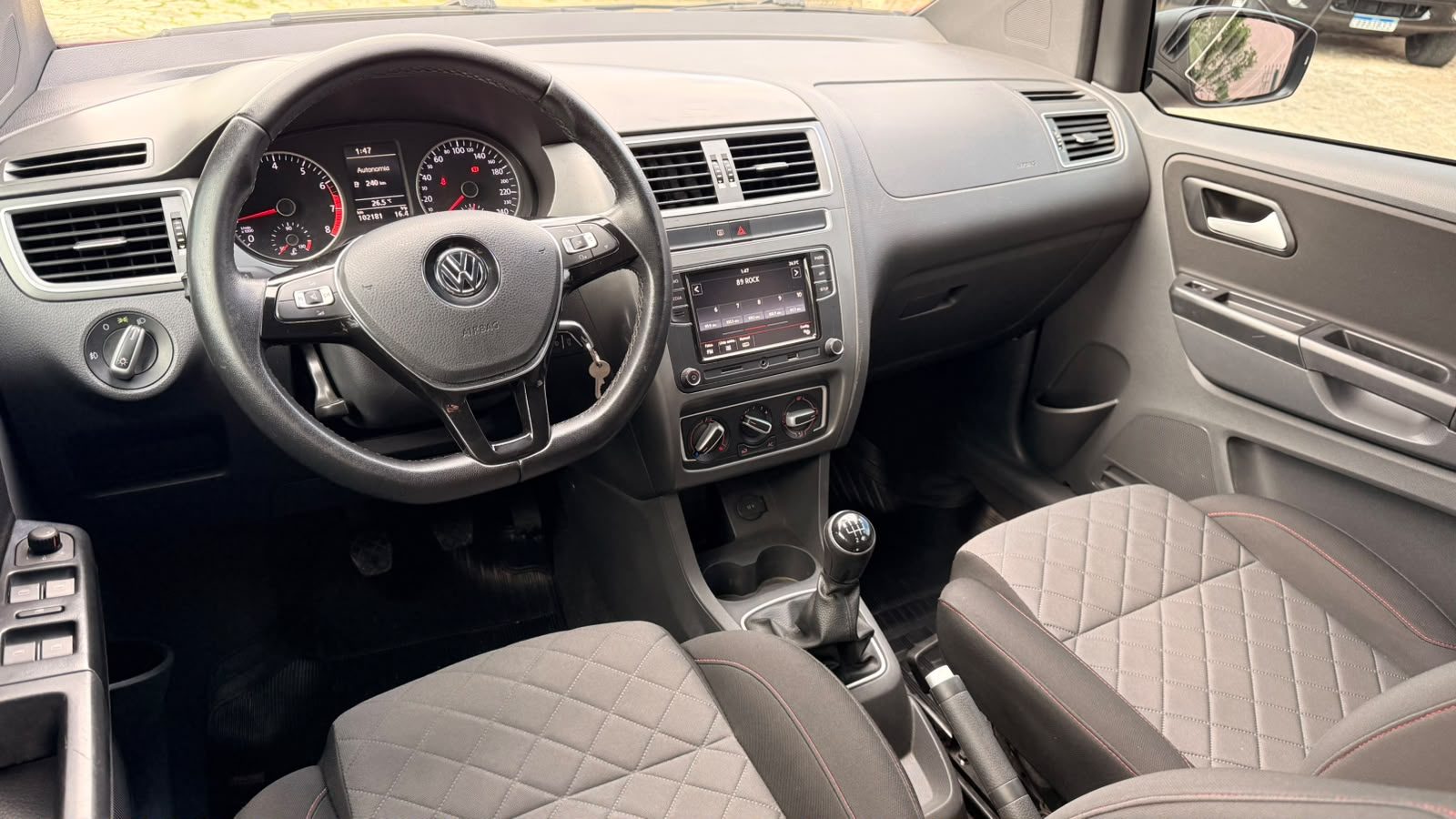 Volkswagen Fox X-TREME 1.6 MT - foto 3