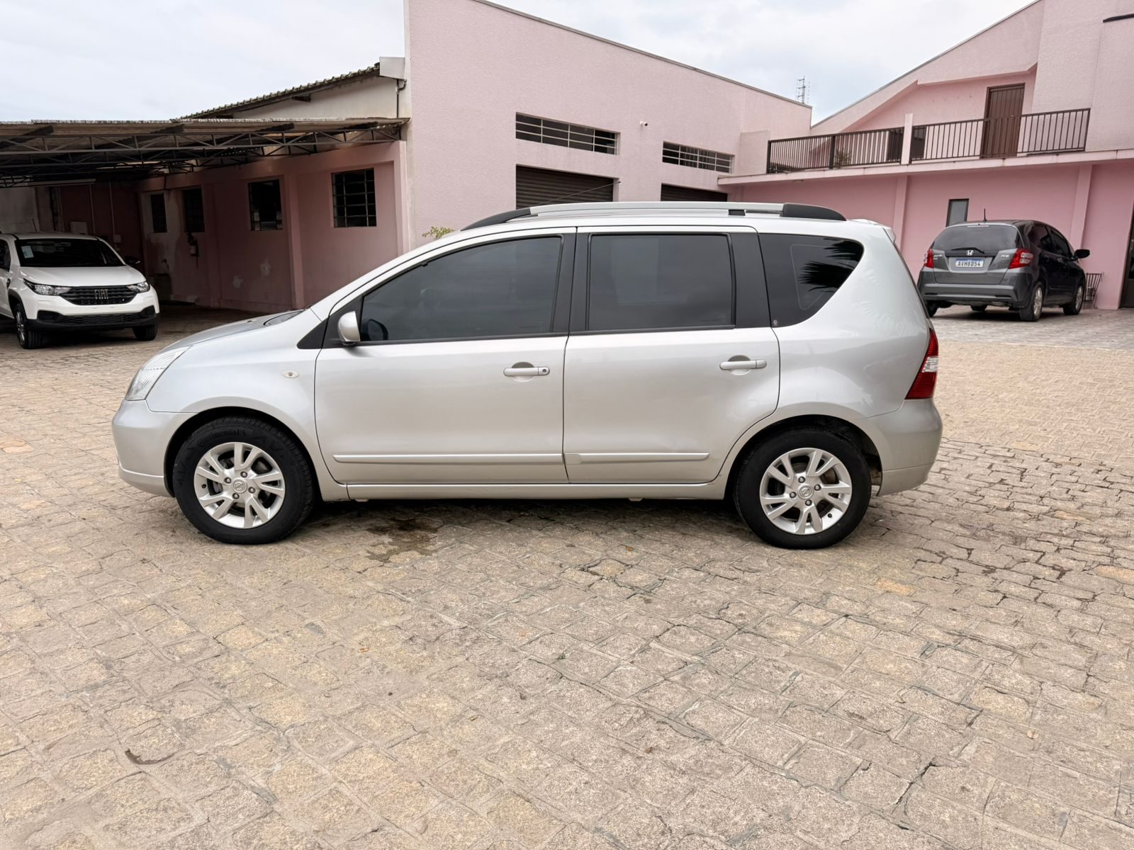 Nissan Livina 1.8 AT S 1.8 AT - foto 8