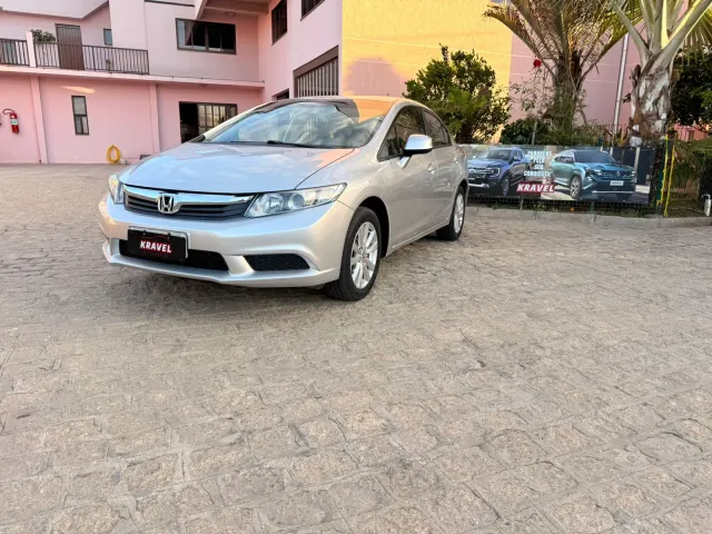 Honda Civic LXS 1.8 MT