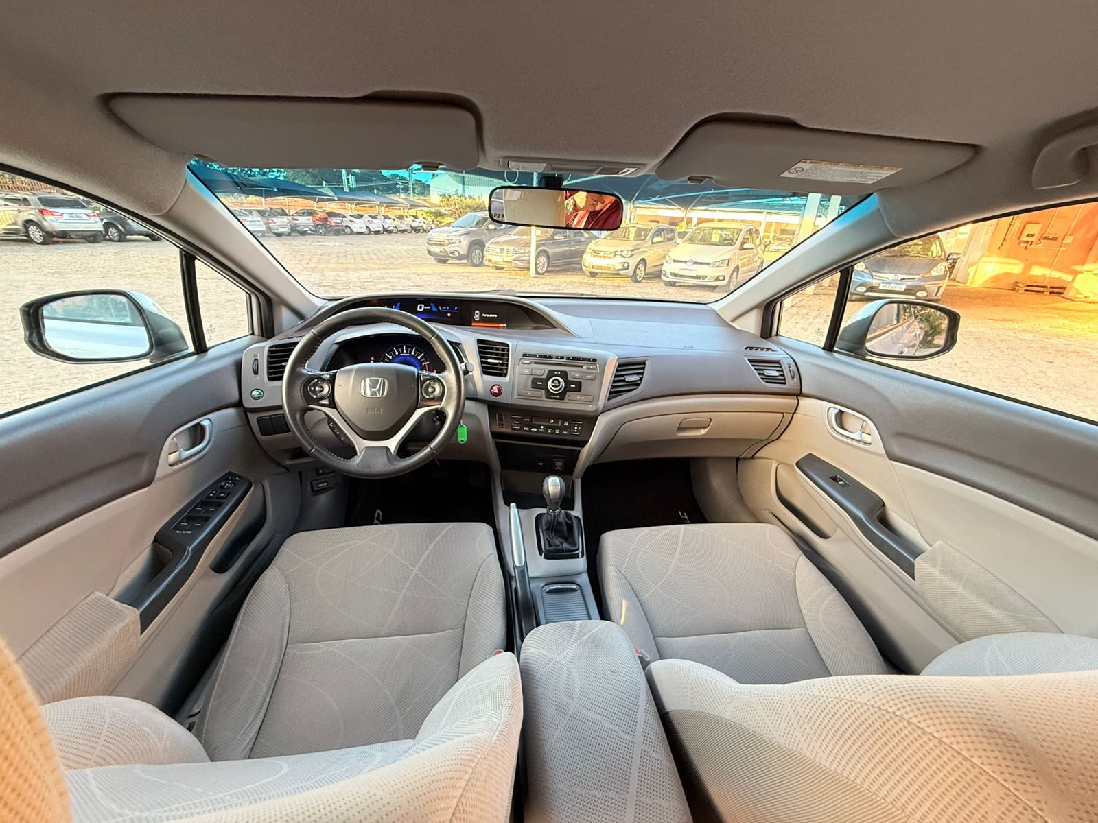 Honda Civic LXS 1.8 MT - foto 2
