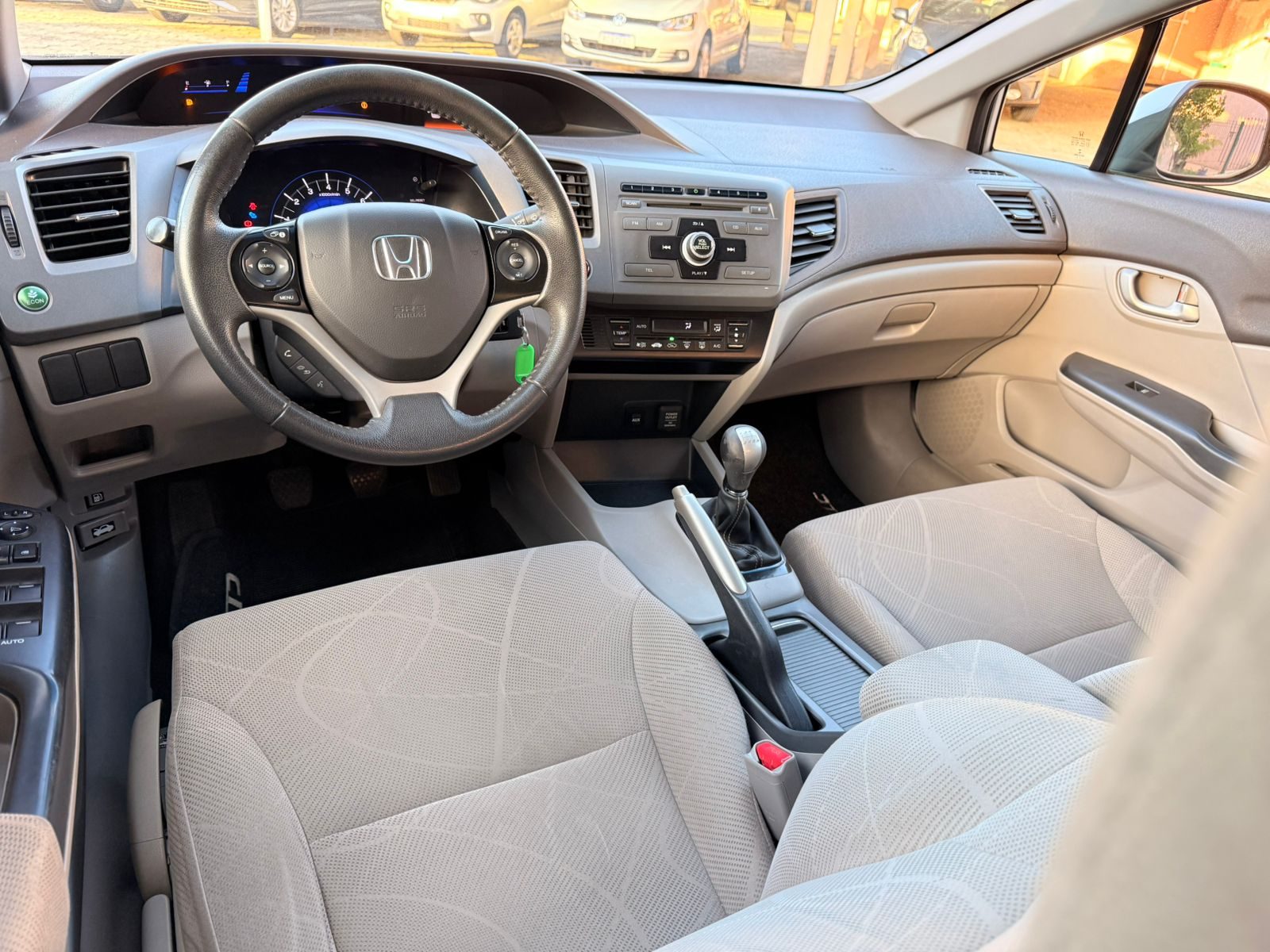 Honda Civic LXS 1.8 MT - foto 11