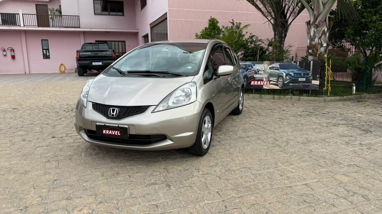 Honda Fit LXL 1.4 MT - foto 1