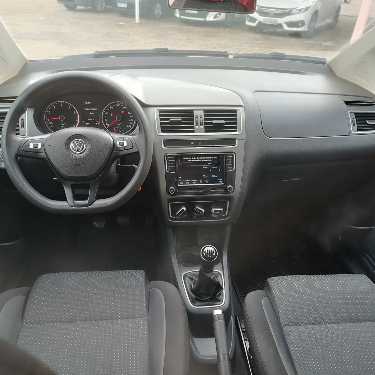 Volkswagen Fox CONNECT 1.6 MT - foto 11