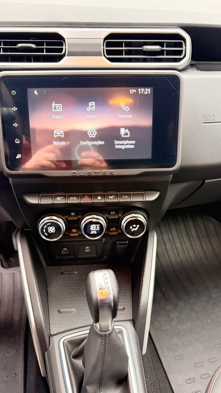 Renault Duster ICONIC PLUS 1.3 TURBO C/ KIT OUTSIDER - foto 2