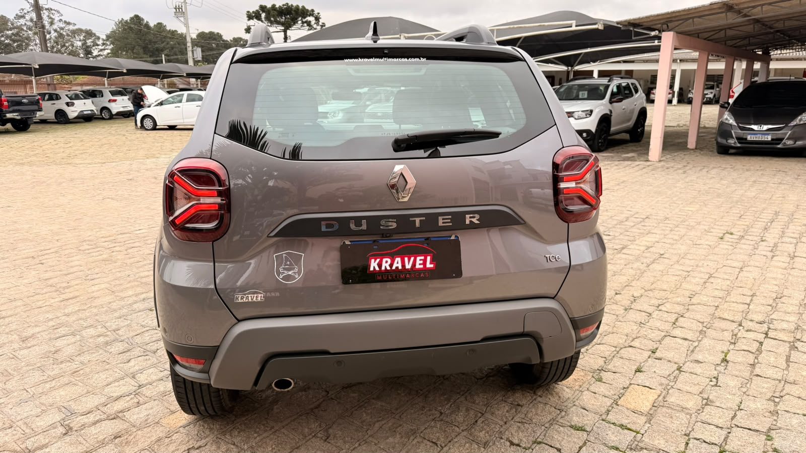 Renault Duster ICONIC PLUS 1.3 TURBO C/ KIT OUTSIDER - foto 10