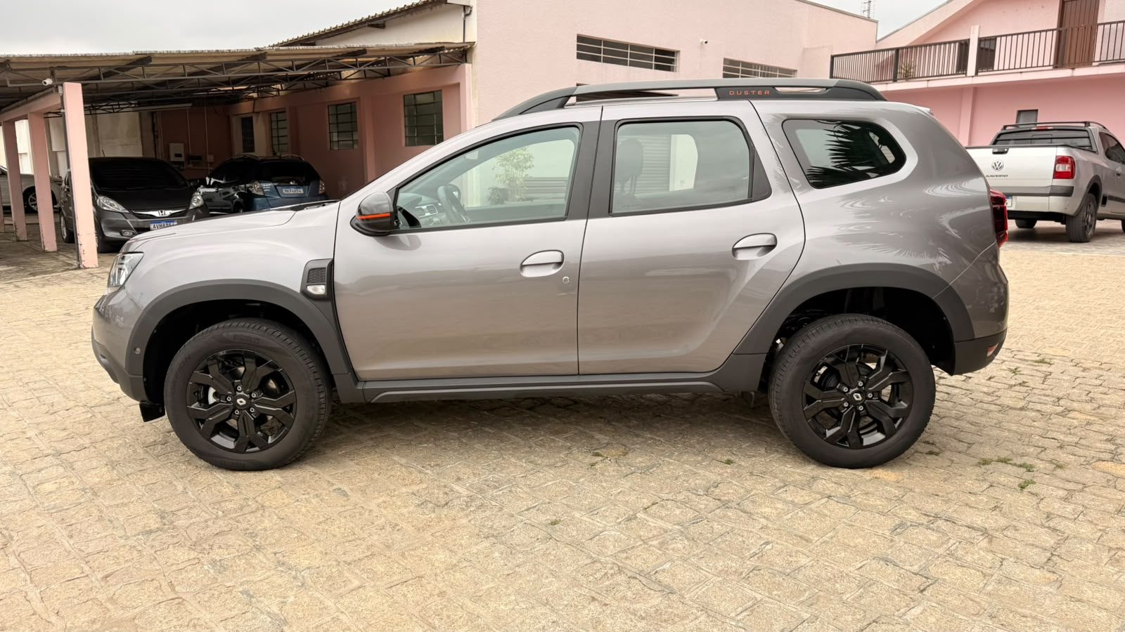 Renault Duster ICONIC PLUS 1.3 TURBO C/ KIT OUTSIDER - foto 15