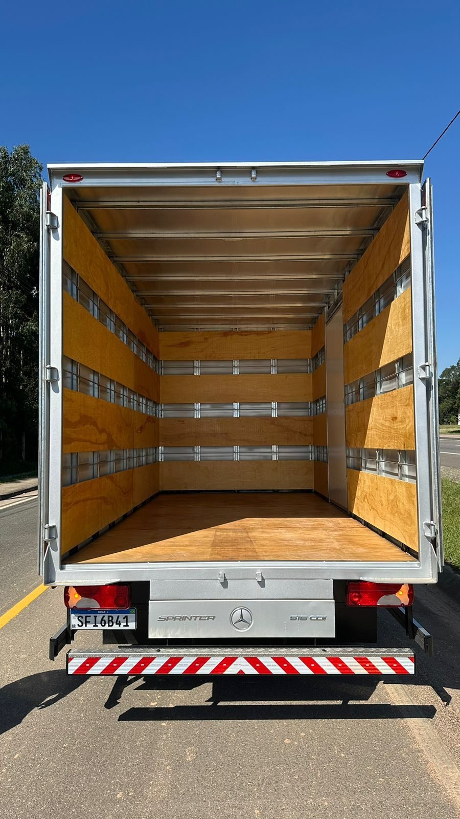 Mercedes-Benz Sprinter 516 BAU - foto 4