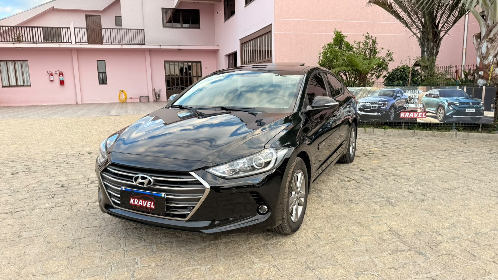 Hyundai Elantra 2.0 16V AT - foto 1
