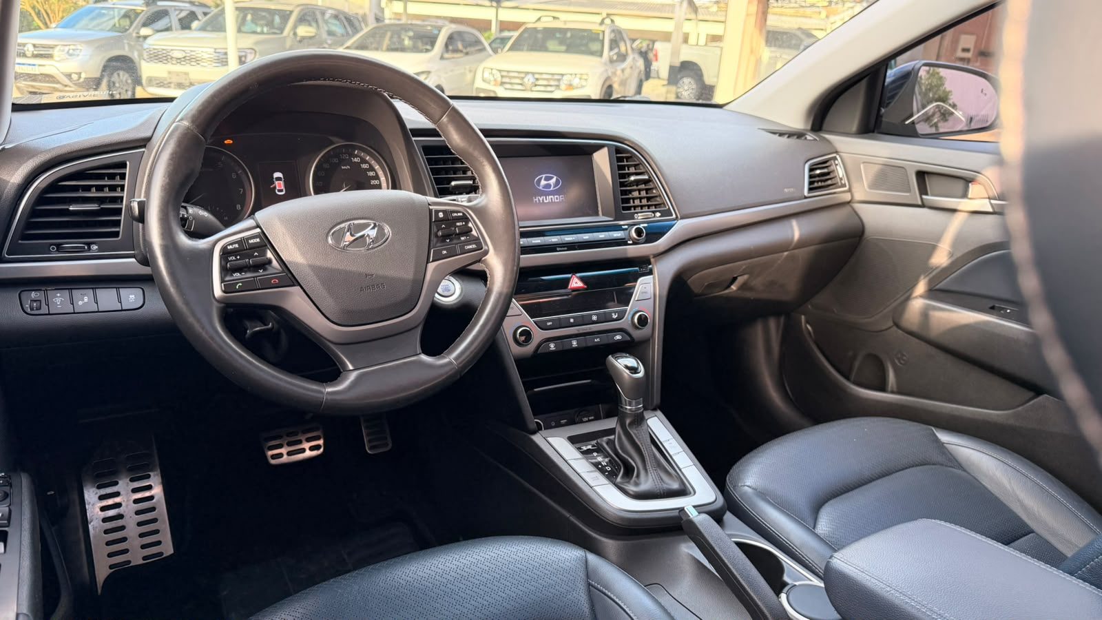 Hyundai Elantra 2.0 16V AT - foto 5