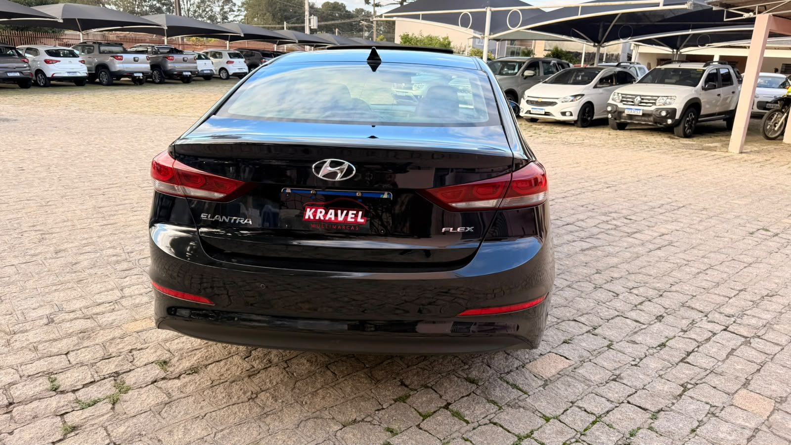 Hyundai Elantra 2.0 16V AT - foto 7