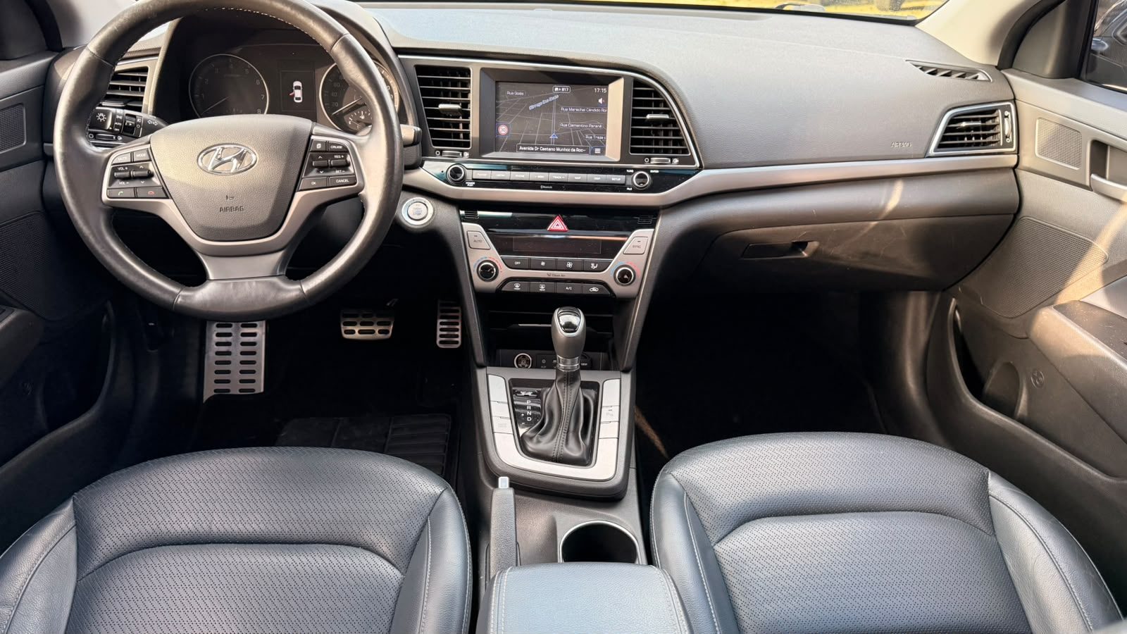 Hyundai Elantra 2.0 16V AT - foto 8