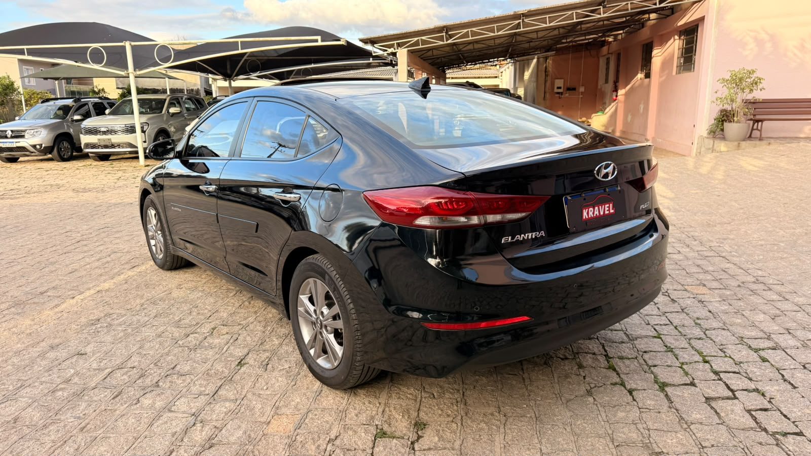 Hyundai Elantra 2.0 16V AT - foto 18
