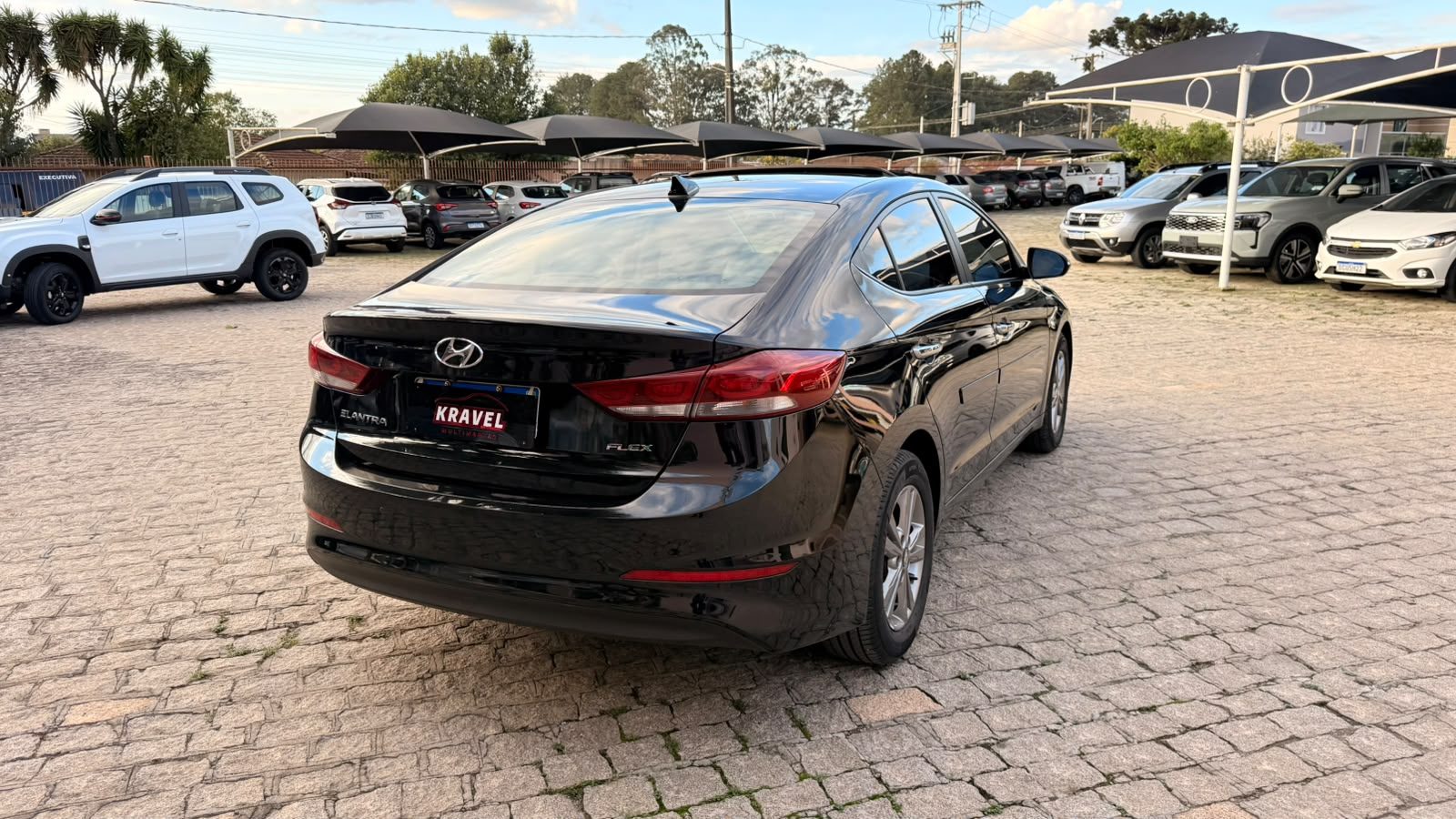 Hyundai Elantra 2.0 16V AT - foto 27